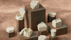 Conjunto de embalagens sustentáveis para delivery feitas de papel kraft ou material biodegradável.